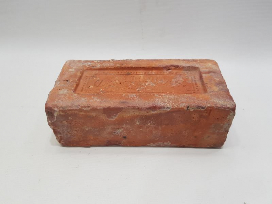 OSMANLICA, ERMENİCE VE FRANSIZCA YAZILI TUĞLA