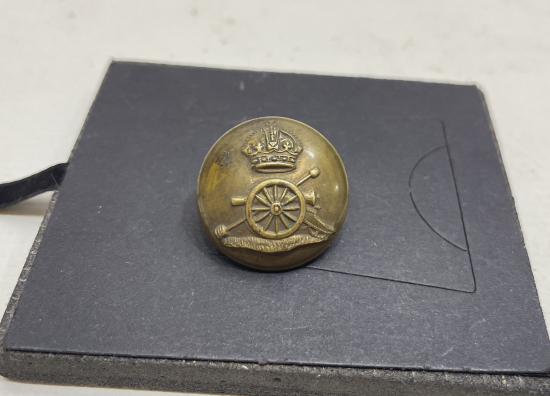 1. DÜNYA SAVAŞI İNGİLİZ TOPÇU SUBAY DÜĞMESİ