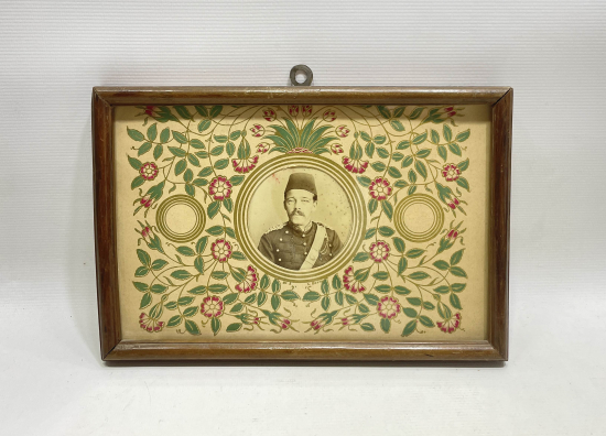 ALTIN VARAKLI VE SANATÇI İMZALI ABDÜLHAMİD HAN DÖNEMİ PAŞA FOTOĞRAFI