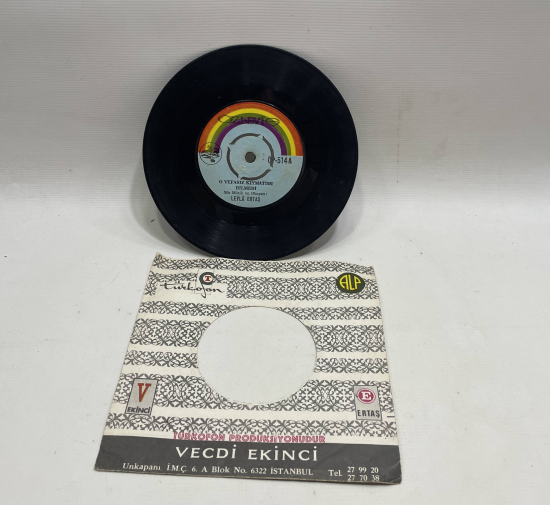 LEYLA ERTAŞ A AİT PLAK