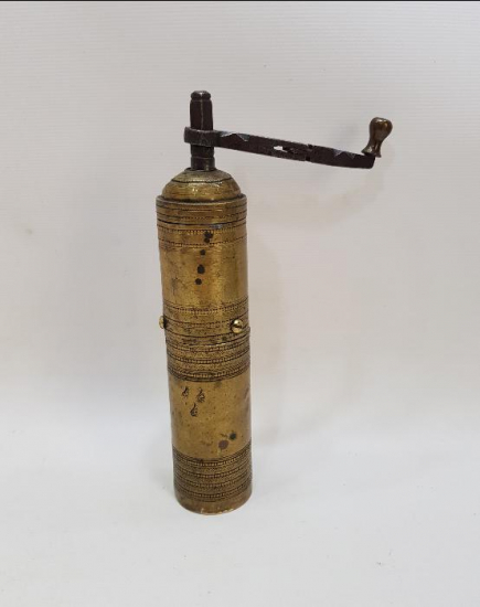 OSMANLI DÖNEMİ 3 DEMGALI PİRİNÇ KAHVE DEĞİRMENİ