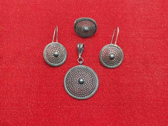 TELKARİ İŞÇİLİKLİ GÜMÜŞ TAKI SETİ 