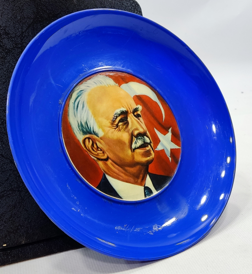 İSMET İNÖNÜ GÖRSELLİ ANTİKA MELAMİN DUVAR TABAĞI