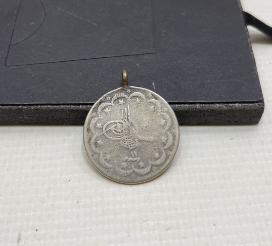 KOLYEYE ÇEVRİLMİŞ OSMANLI DÖNEMİ GÜMÜŞ 5 KURUŞ