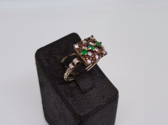 HÜRREM MODEL TAŞLI YÜZÜK