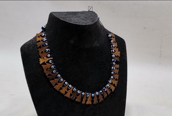 ÇİTLEMBİK AĞACINDAN YAPILMIŞ NAZARLIK KOLYE