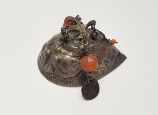 OSMANLI DÖNEMİ ÇOK NADİR DAMGALI VE KUŞ APLİKELİ GÜMÜŞ TOPUK TAŞI ALETİ