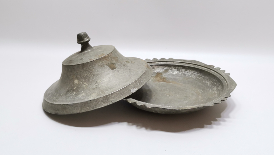 KAPAĞINDA VE LENGERİNDE AYNI YAZI BULUNAN NADİR AĞA LENGERİ