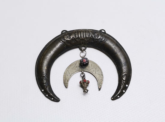 OSMANLI DÖNEMİ HİLAL FORMUNDA ŞAMAN İŞİ BÜYÜK BOY AT SÜSÜ