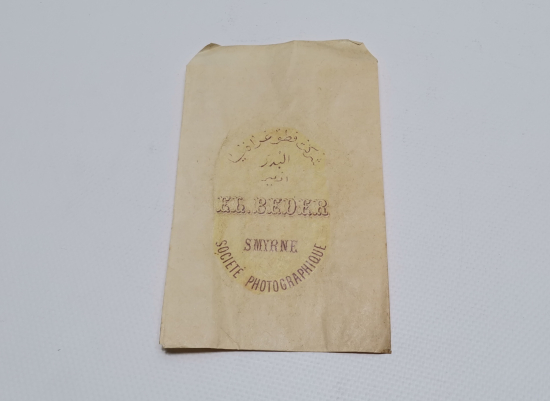 ÜZERİ OSMANLICA VE FRANSIZCA İZMİR YAZILI OSMANLI DÖNEMİ NADİR FOTOĞRAF ZARFI