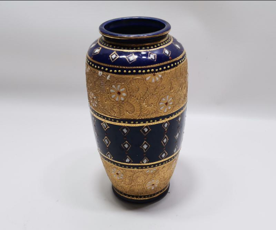 ALTIN SIVAMA VE MİNE İŞÇİLİKLİ PORSELEN VAZO