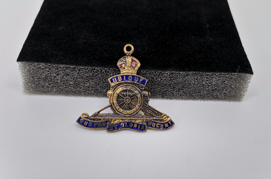 1. DÜNYA SAVAŞI DÖNEMİ MİNELİ KRALİYET TOPÇU ROZETİ