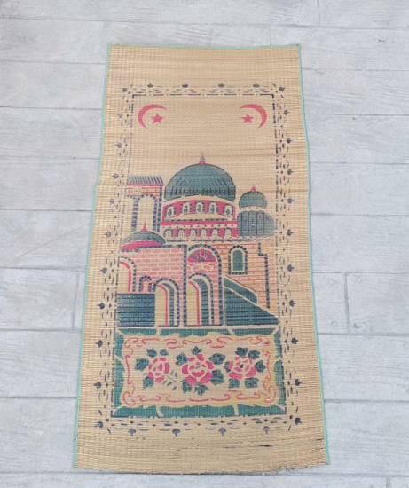 AY YILDIZLI VE CAMİ GÖRSELLİ HASIR SECCADE