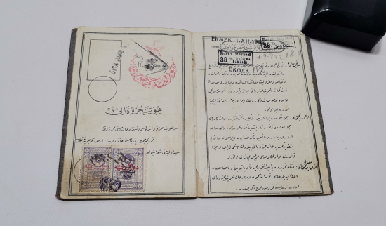 İÇİNDE BURSA EKMEK KARNE DAMGALARI DA BULUNAN ÇOK NADİR OSMANLICA YAZILI NÜFUS CÜZDANI