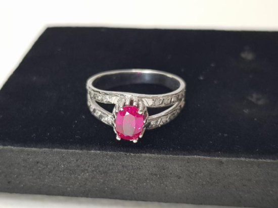 YAKUT TAŞLI PIRLANTA YÜZÜK