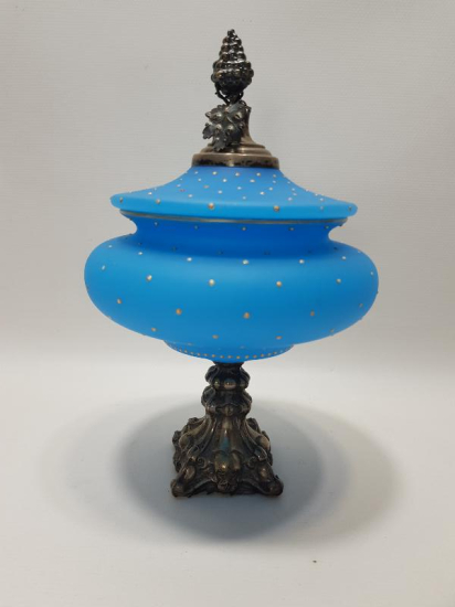 OSMANLI DÖNEMİ GÜMÜŞ AYAKLI VE APLİKLİ MAVİ OPAL BONBONİYER
