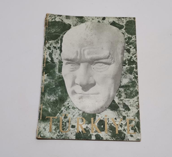 1930'LARDAN ÇOK NADİR İNGİLİZCE TÜRKİYE DERGİSİ 