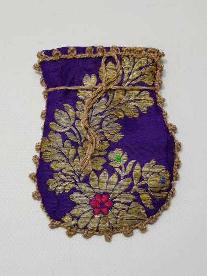 OSMANLI DÖNEMİ ALTIN SIRMA İŞLEMELİ ELMASİYE GELİN KESESİ 