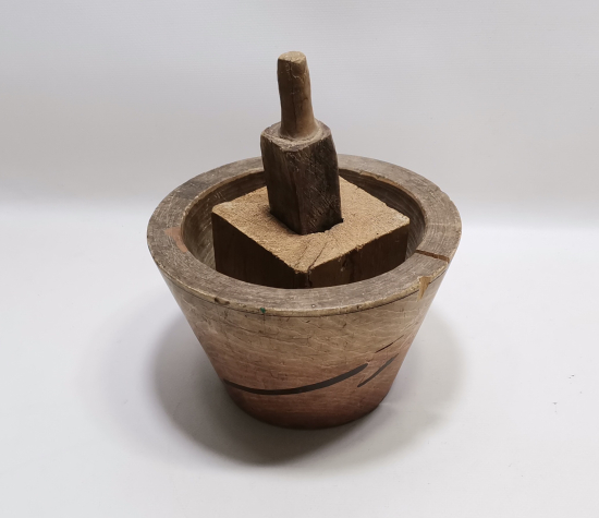 OSMANLI DÖNEMİ AHŞAP FES KALIBI