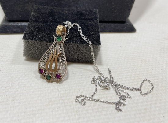 LALE FORMUNDA YAPILMIŞ ÖZEL YAPIM GÜMÜŞ KOLYE 