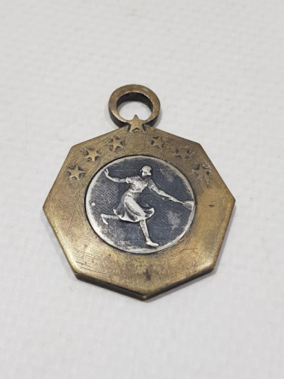 TÜRKİYE İDMAN CEMİYETLERİ İTTİFAKI GÜMÜŞ TENİS MADALYASI 