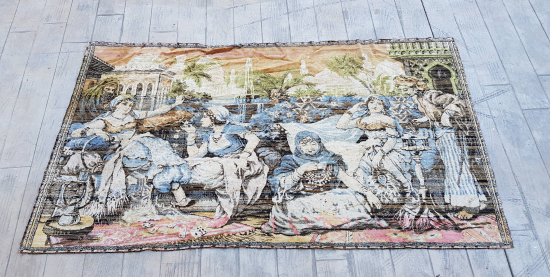 KAHVECİ GÜZELİ ANTİKA DUVAR HALISI