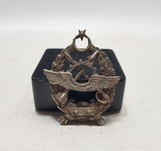 ÇOK NADİR HAVA KUVVETLERİ KOMUTANLIĞI HAVACI ÜSTÜN BAŞARI NİŞANI 