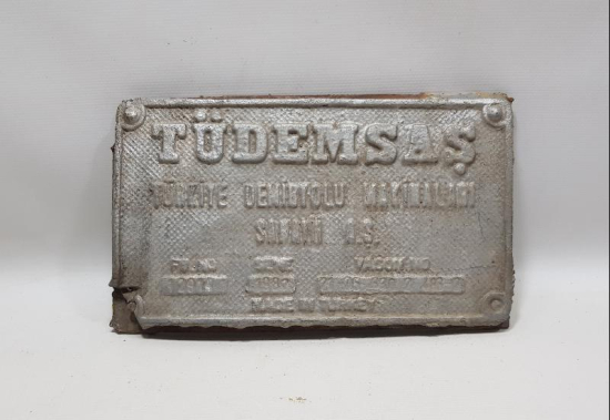 DEMİRYOLU TARİHİ: TÜDEMSAŞ TÜRKİYE DEMİRYOLU MAKİNALARI SANAYİ A.Ş. TABELASI