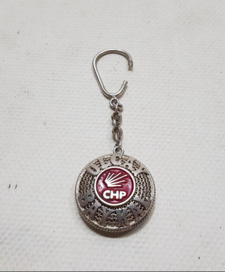 DENİZ BAYKAL & OLCAY BAYKAL & CHP KONULU GÜMÜŞ ANAHTARLIK 