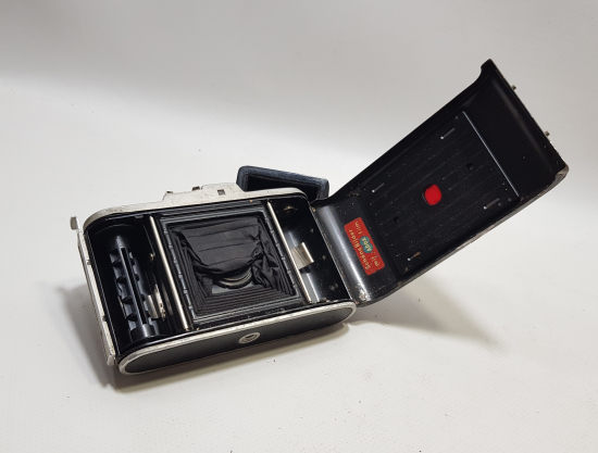 ANTİKA KÖRÜKLÜ FOTOĞRAF MAKİNESİ