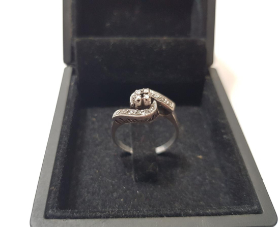 ANTİKA PIRLANTA YÜZÜK