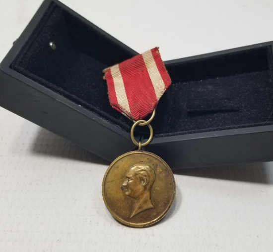 ORJİNAL ASKISIYLA 10. YIL MADALYASI