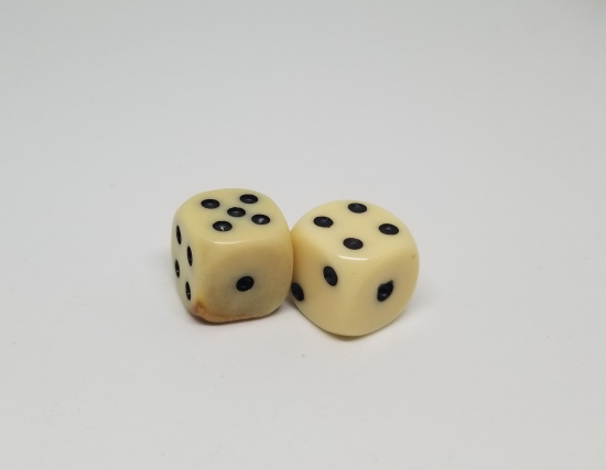 ANTİKA KATALİN ZAR