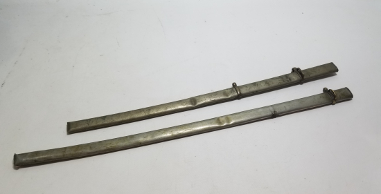 İKİ ADET OSMANLI DÖNEMİ SUBAY KILICI KINI PARÇASI