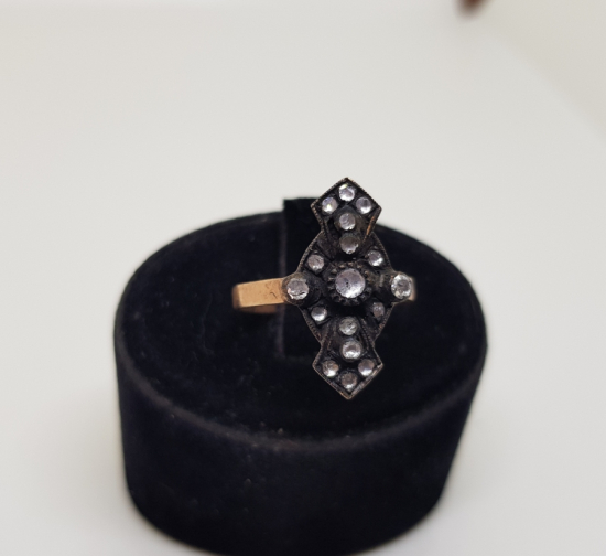 KALKAN MODEL ELMAS TAŞLI YÜZÜK