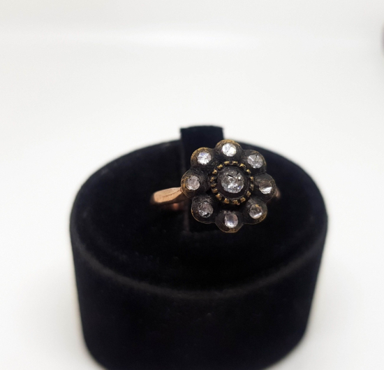 ELMAS TAŞLI PAPATYA YÜZÜK