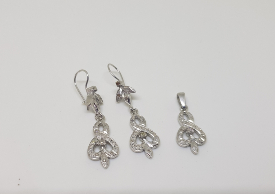 SONSUZLUK MODELİ PIRLANTA TAŞLI KOLYE KÜPE SETİ