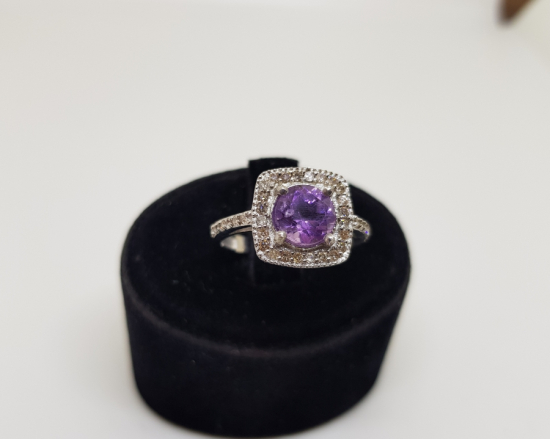 PIRLANTA VE AMETİST TAŞLI KARE MODEL YÜZÜK