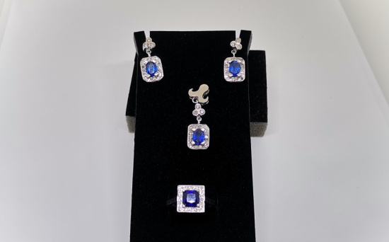 PIRLANTA VE SAFİR TAŞLI TAM TAKIM SET