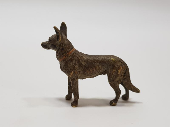 SANATÇI İŞİ ANTİKA KÖPEK BİBLOSU