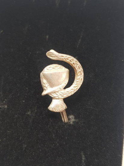 2. DÜNYA SAVAŞI DÖNEMİ ASKERİ SIHHİYE ROZETİ