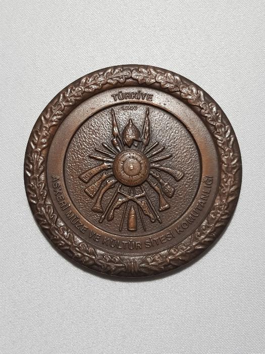 ASKERİ MÜZE VE KÜLTÜR SİTESİ KOMUTANLIĞI MADALYASI