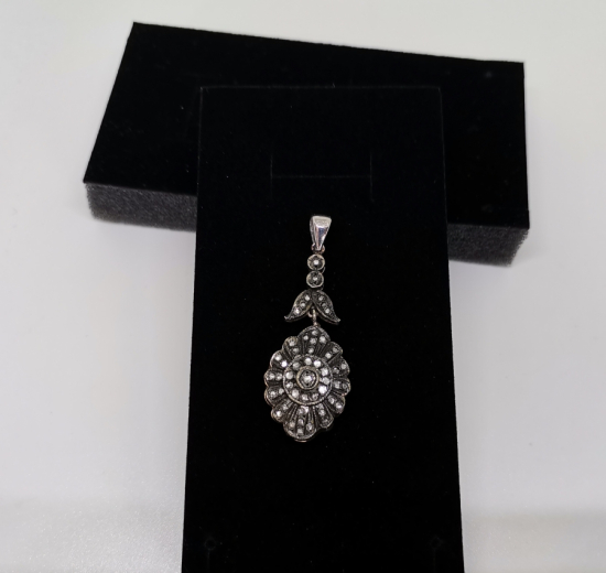 ELMAS TAŞLI HÜRREM MODELİ KOLYE UCU