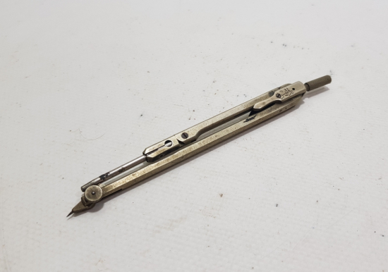 ÜZERİNDE OSMANLICA POLİS YAZILI NADİR PERGEL