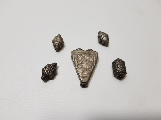 OSMANLI DÖNEMİ GÜMÜŞ CEP SAATİ KÖSTEK ZİNCİR SÜRGÜLERİ