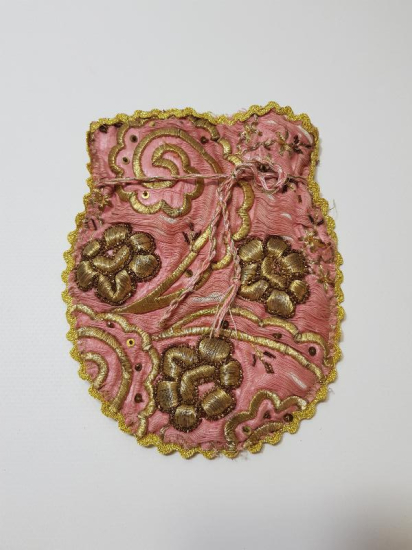 OSMANLI DÖNEMİ ALTIN SIRMA İŞÇİLİKLİ YATIK İŞ GELİN KESESİ