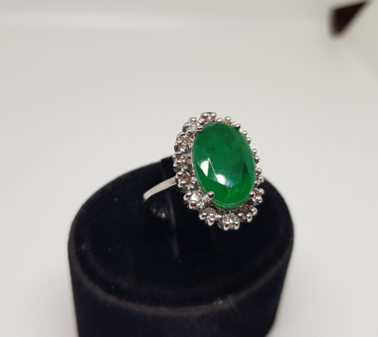 FASETA KESİM ZÜMRÜT VE PIRLANTA TAŞLI YÜZÜK