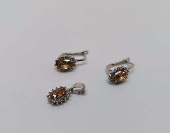 SİTRİN VE PIRLANTA TAŞLI KOLYE KÜPE TAKIMI