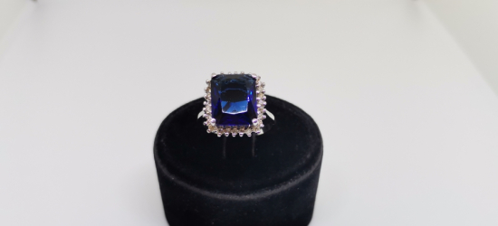 SAFİR VE PIRLANTA TAŞLI BÜYÜK BOY BAGET YÜZÜK