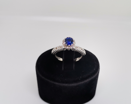 SAFİR VE PIRLANTA TAŞLI TEKTAŞ MODEL YÜZÜK